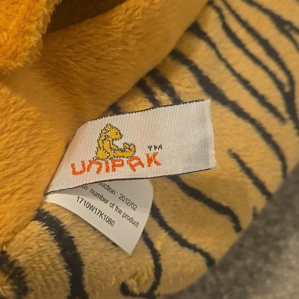 Unipak Safari Animal Plush Backpack With 4 Animal Finger Puppets - Picture 3 of 8